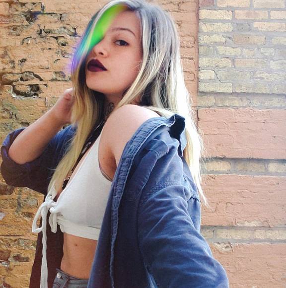 Meet your Posher, Yesenia - Picture 1 of 2